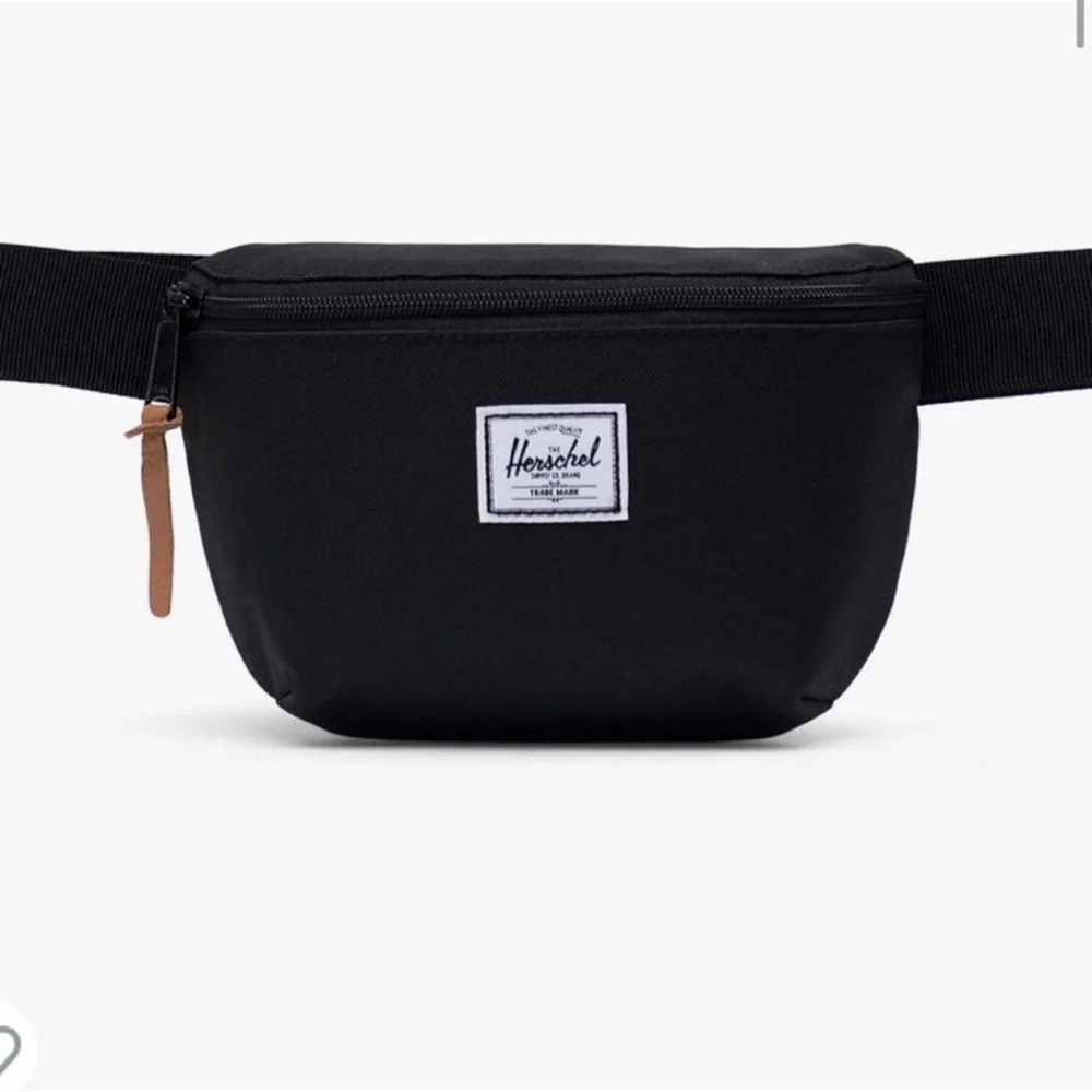 Hershel Supply Company Unisex Belt Bag Black - Picture 2 of 15